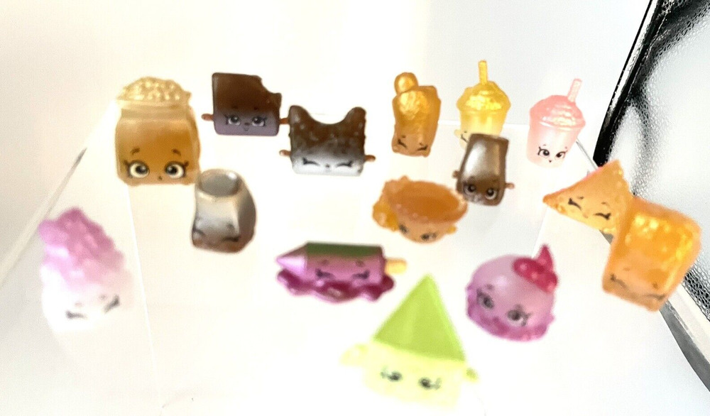 Shopkins miniature toys 15 piece Fun Lot food snacks kitchen